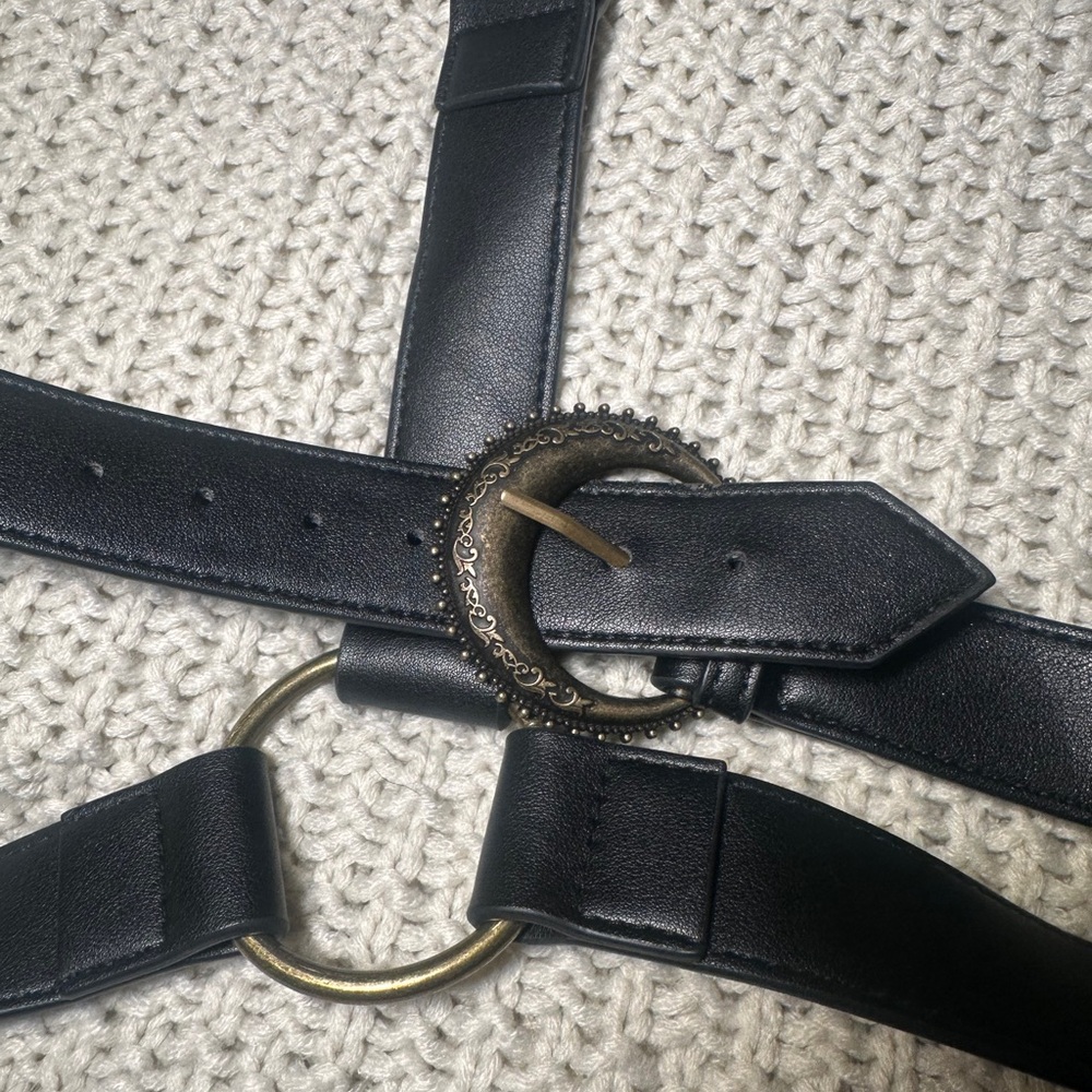 Disturbia Black Leather Sylvie Harness Belt with Antiqued Gold Buckle - Picture 3 of 6